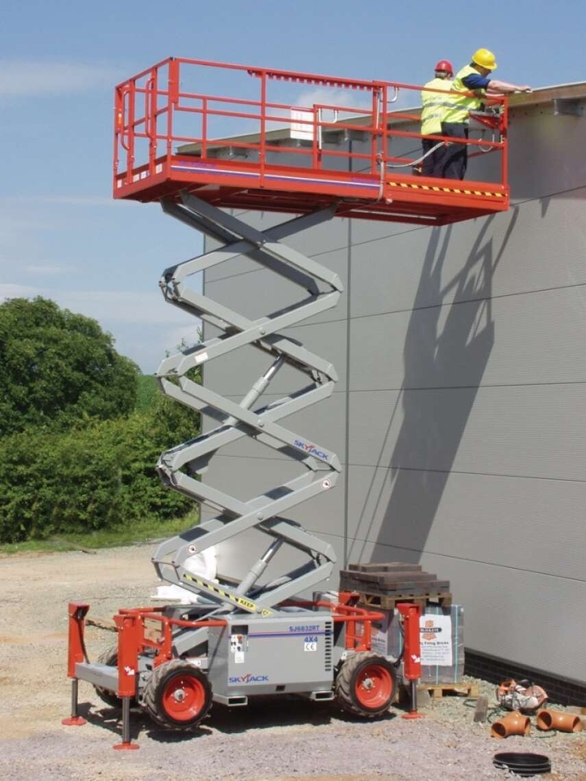 9.7M Diesel Scissor Lift 