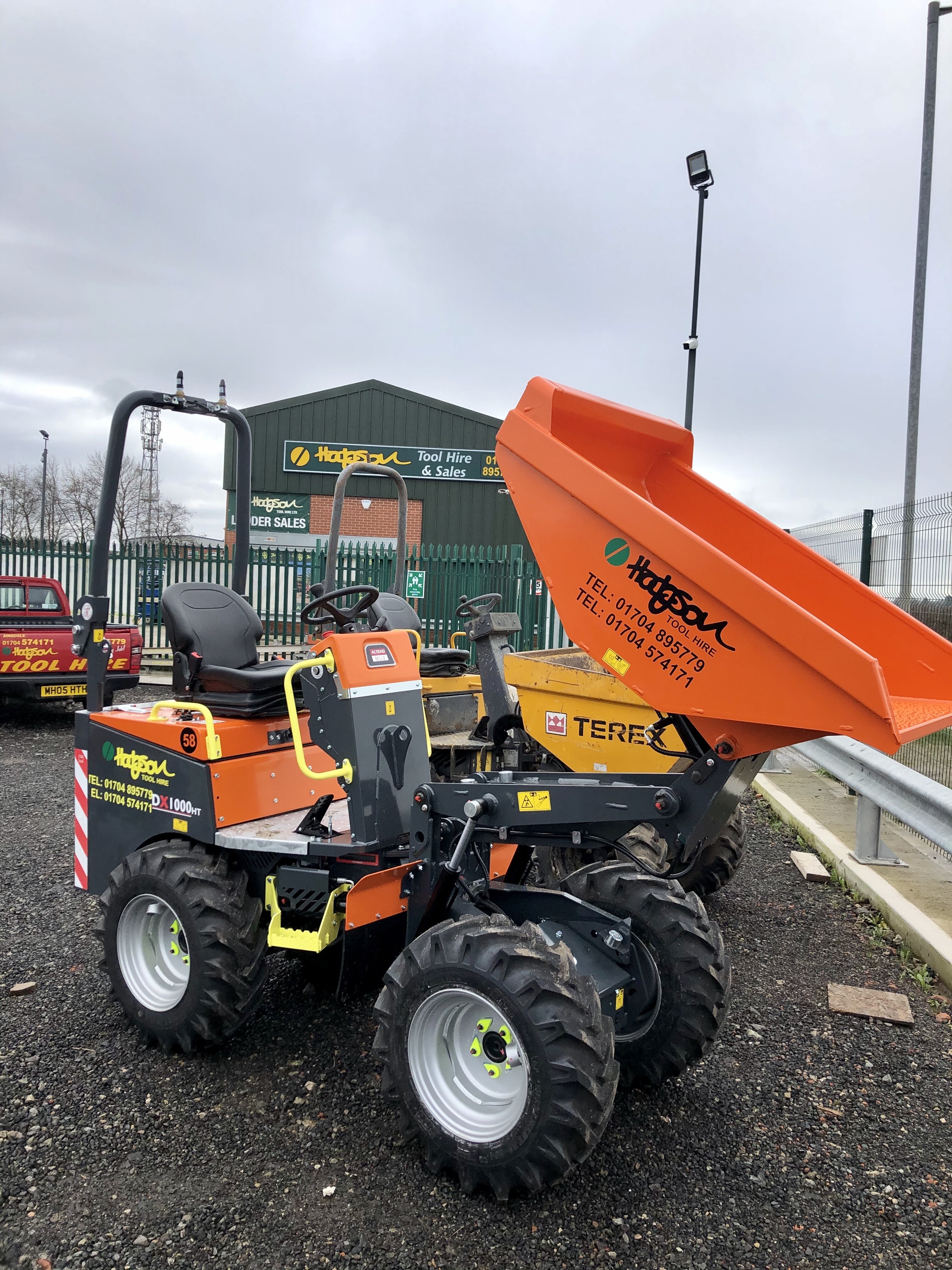 1-Tonne Hi-Tip Dumper