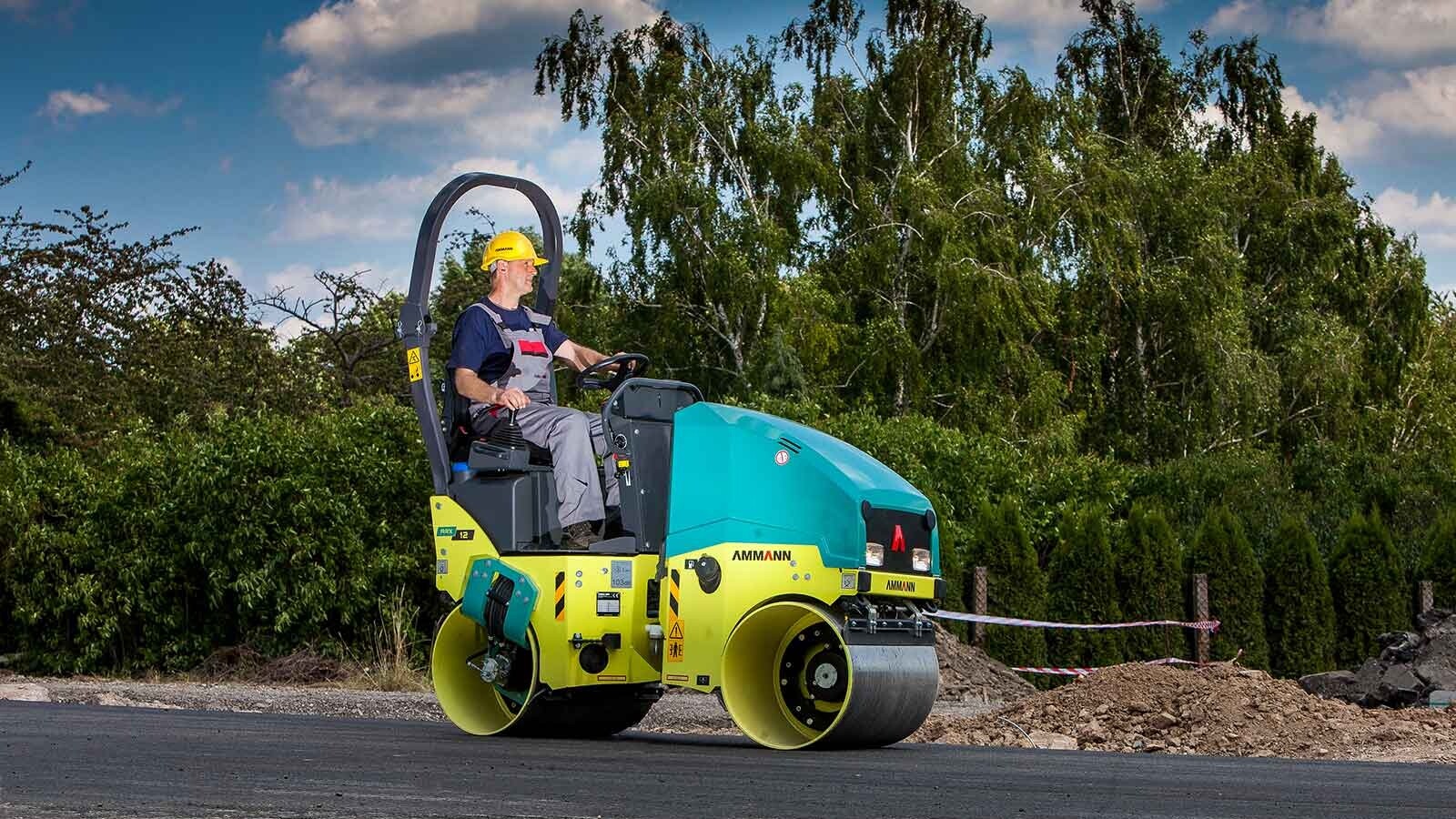 800mm Tandem Vibrating Roller 1.5 Tonne