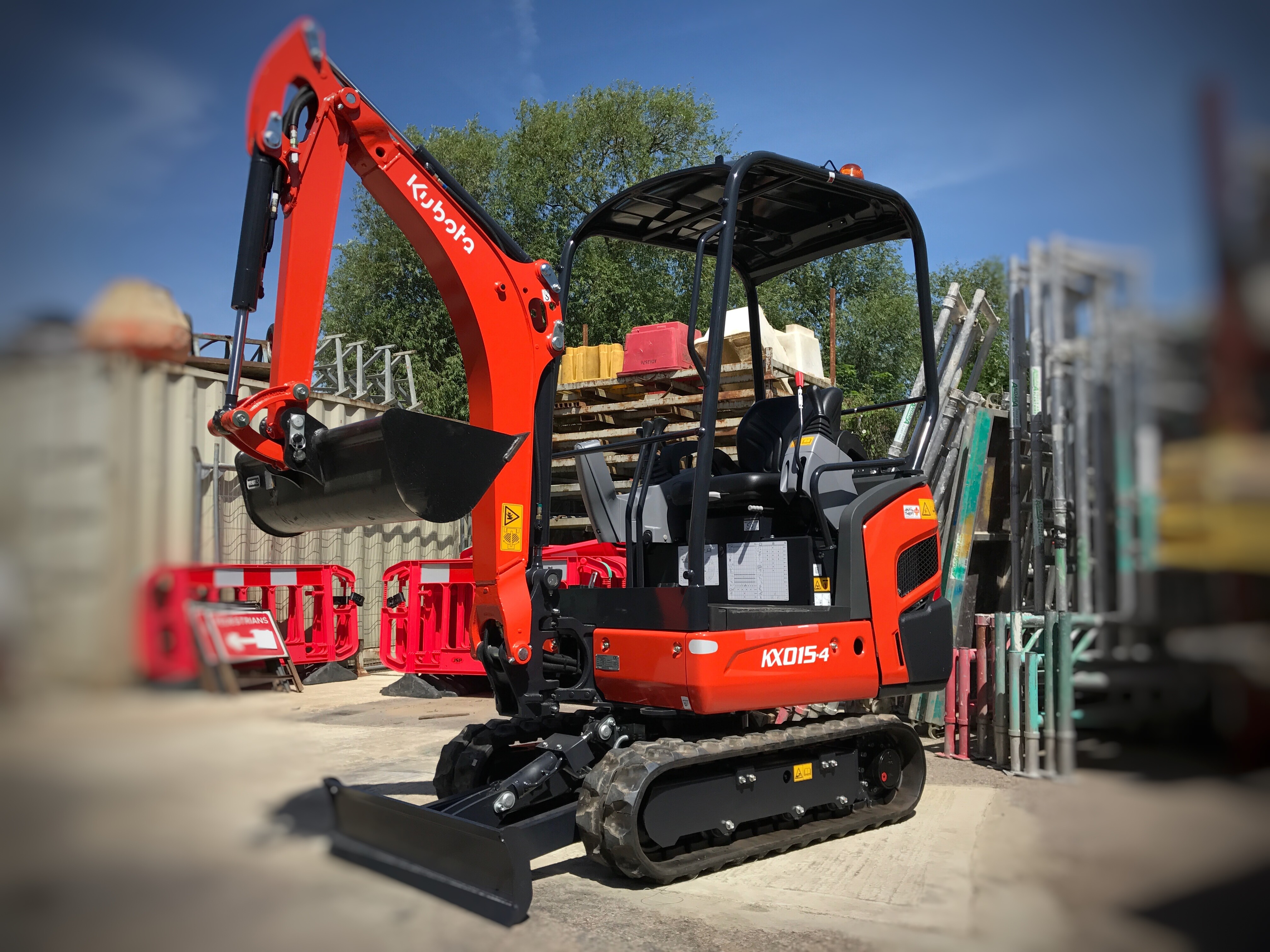1.5 Tonne Mini Excavator/Digger