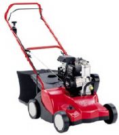 Petrol lawn scarifier