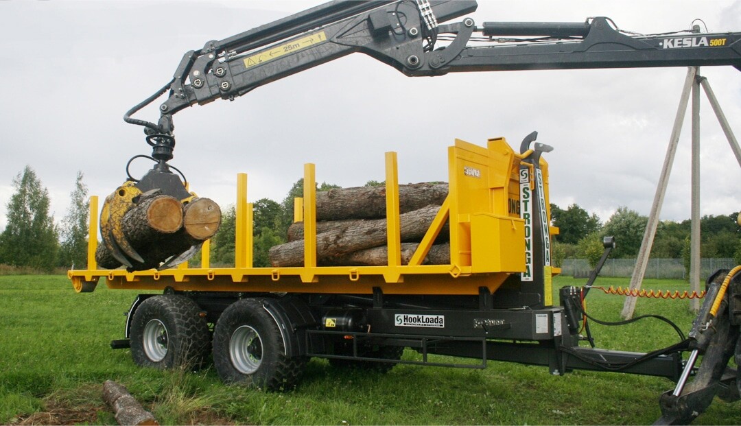 Hooklift timber deck