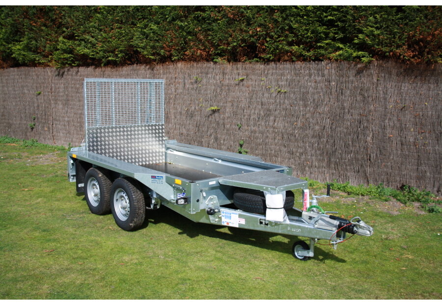 Plant Trailer
