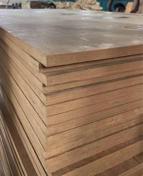 18mm 8x4 H/W Faced Ply