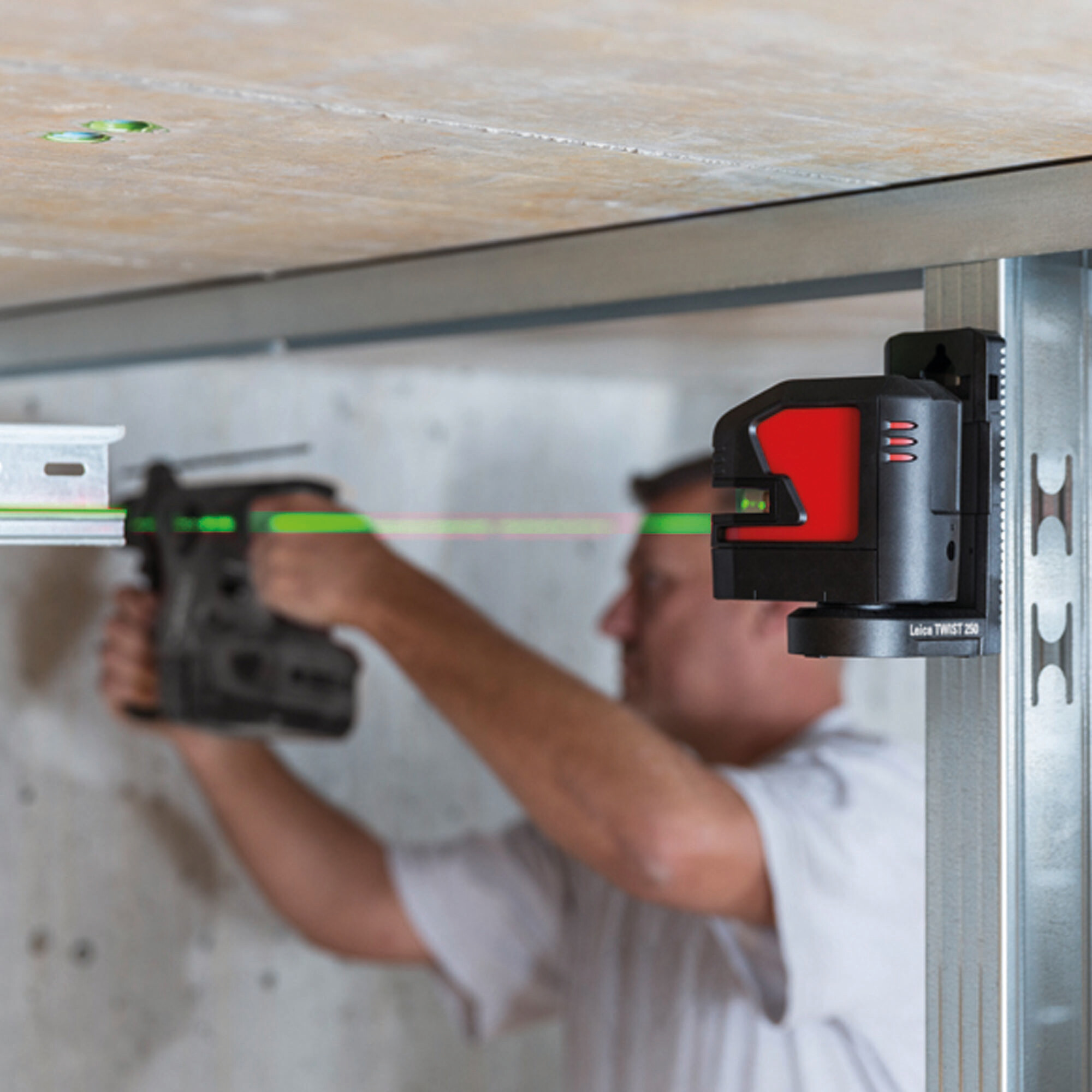 Green Cross Line Laser Level Kit