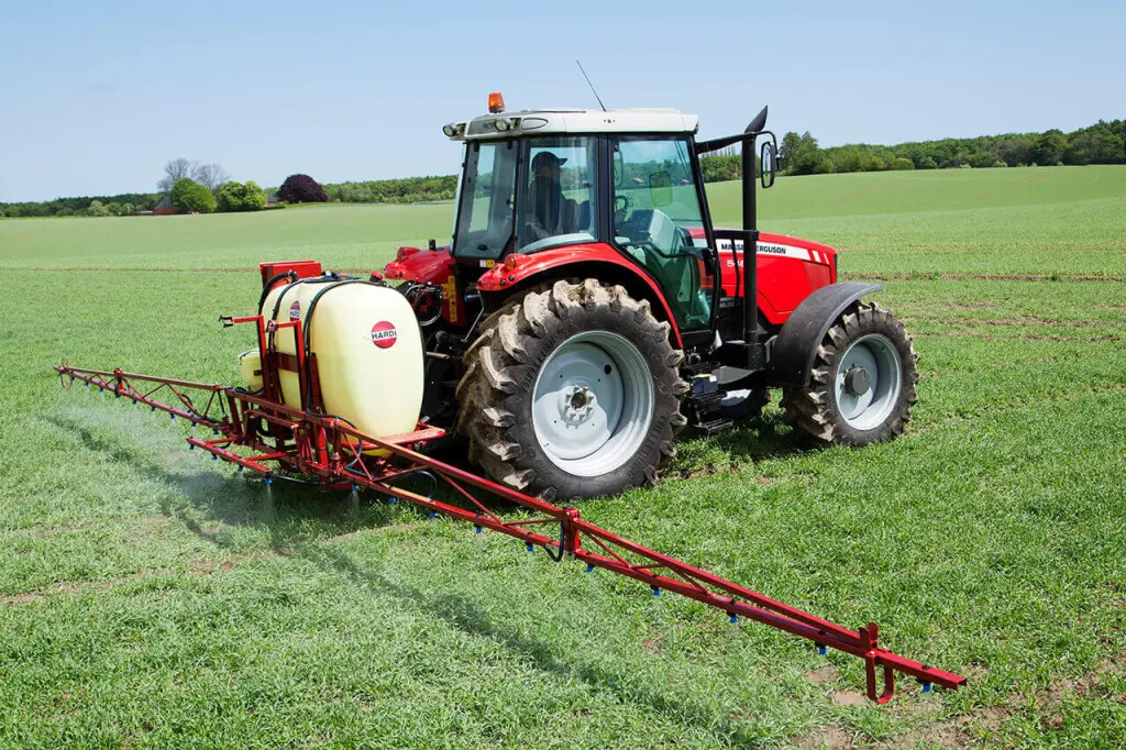 Hardi 600L -  12m sprayer