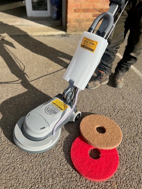 Loline 332 floor polisher