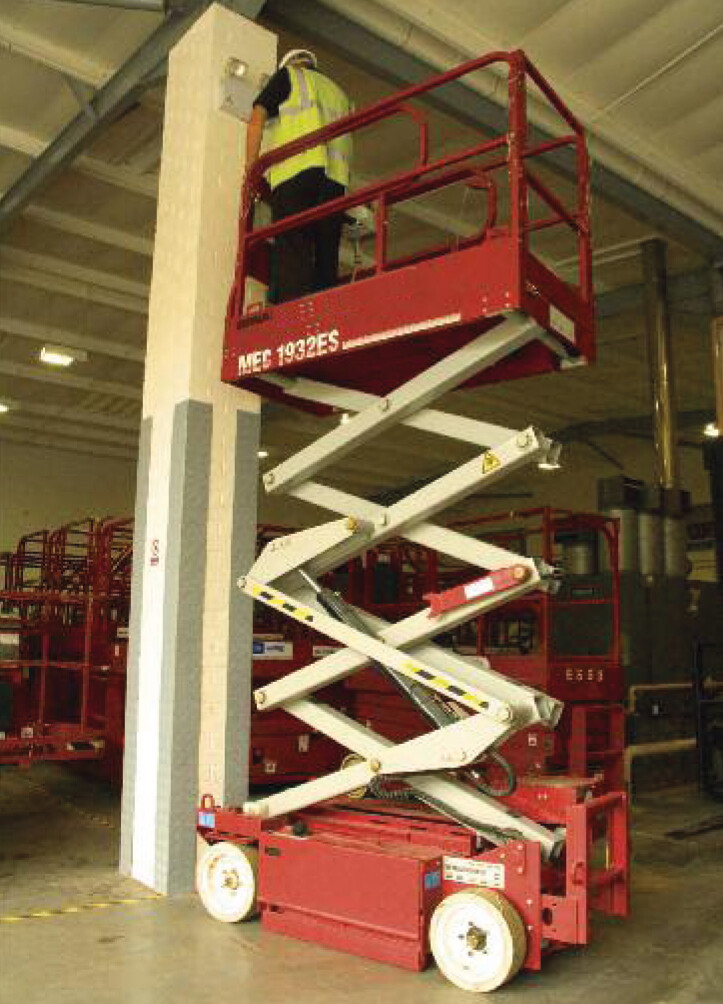 S1930 Scissor – 7.6m working height