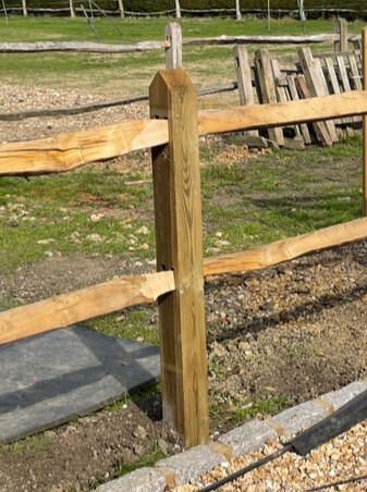 Sawn 100mm x 125mm x 2.1m post