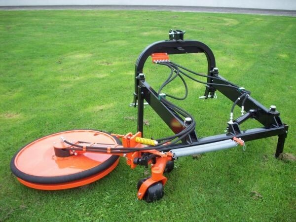 Solo swing barrier mower