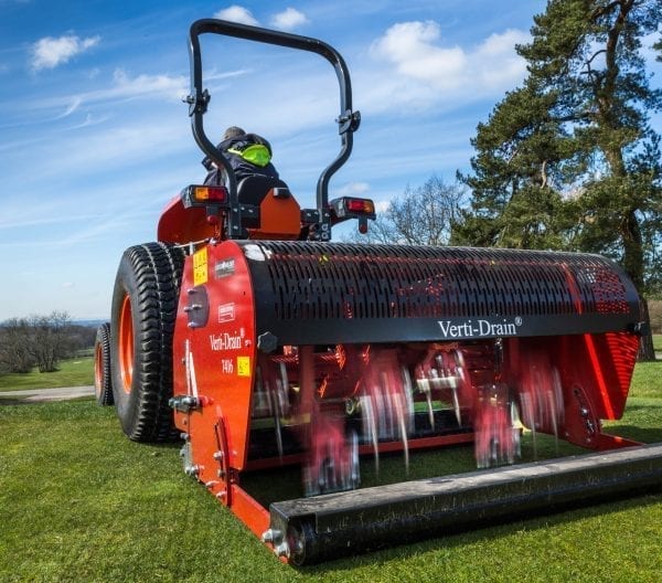 Redexim Verti-Drain 7416 Aerator