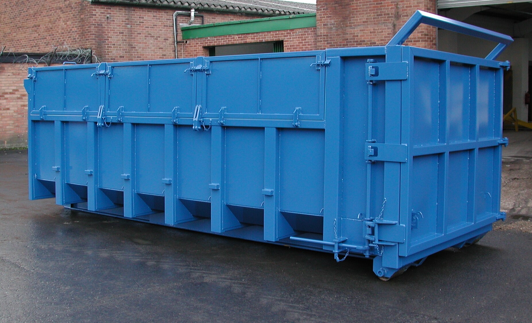 40 Cubic-yard Skip